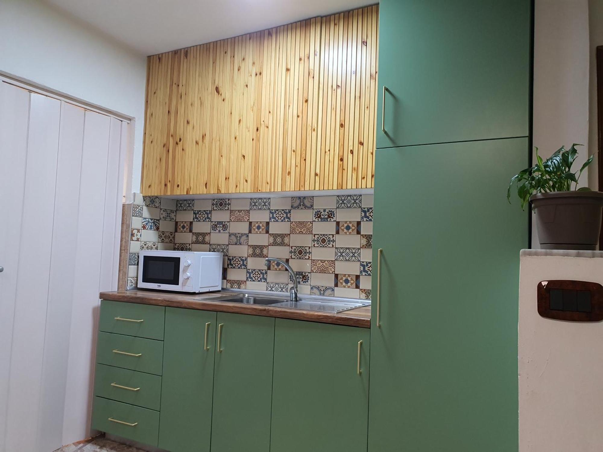 Central Home Away From Home ชโคเดอร์ ภายนอก รูปภาพ